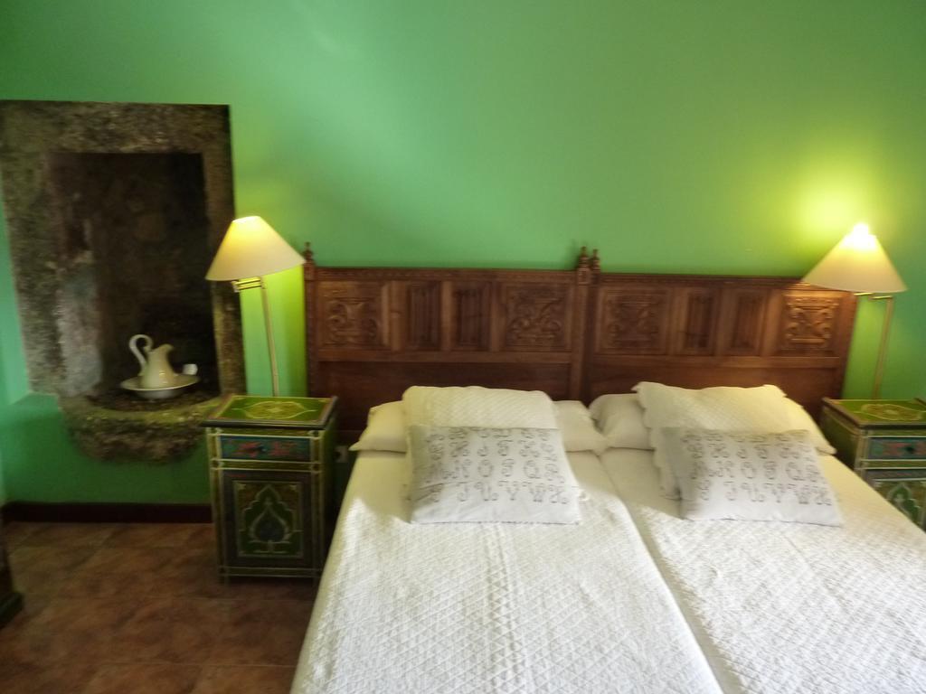 Aire De Ruesga Otel Oda fotoğraf