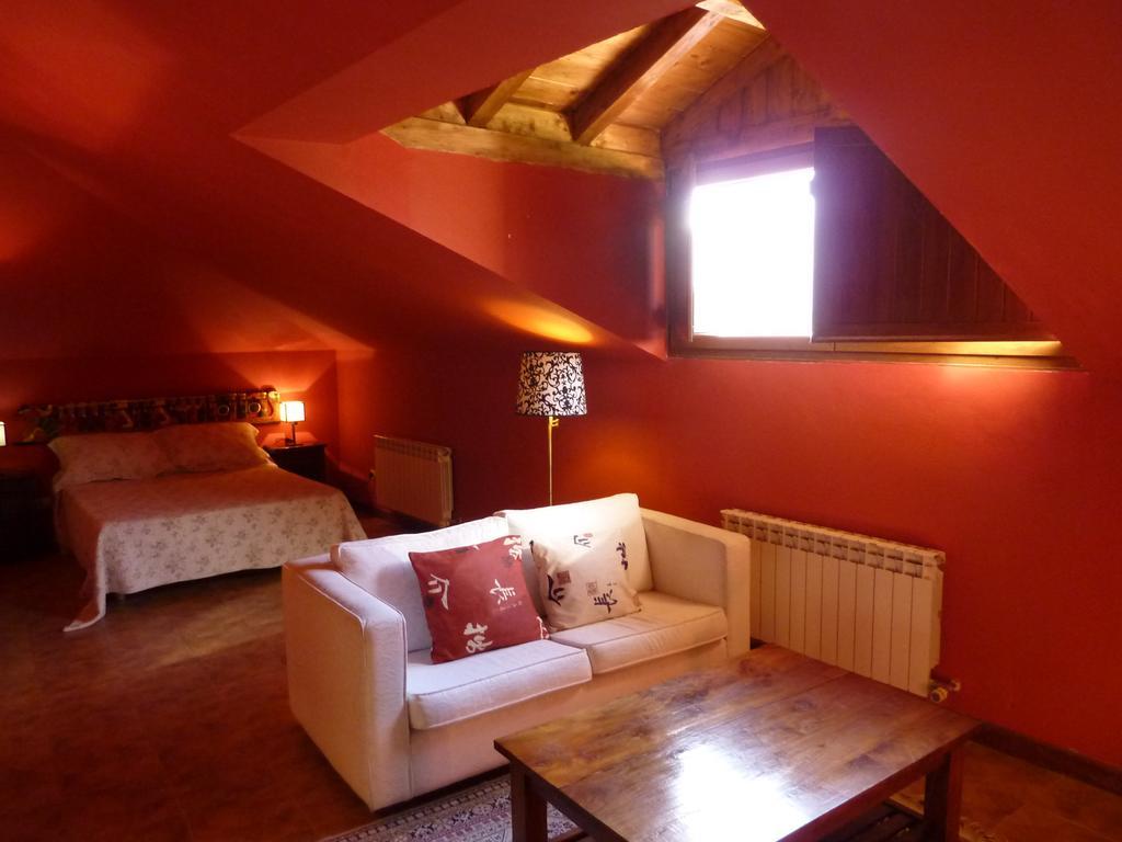 Aire De Ruesga Otel Oda fotoğraf